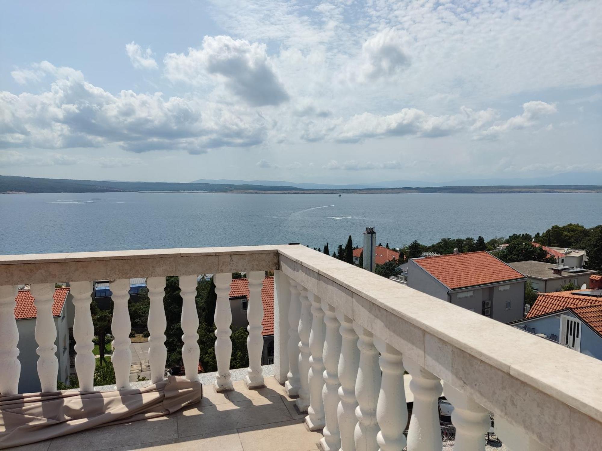 Panorama View Close Sandy Beach 100M To Talasoterapija, Crikvenica Kültér fotó